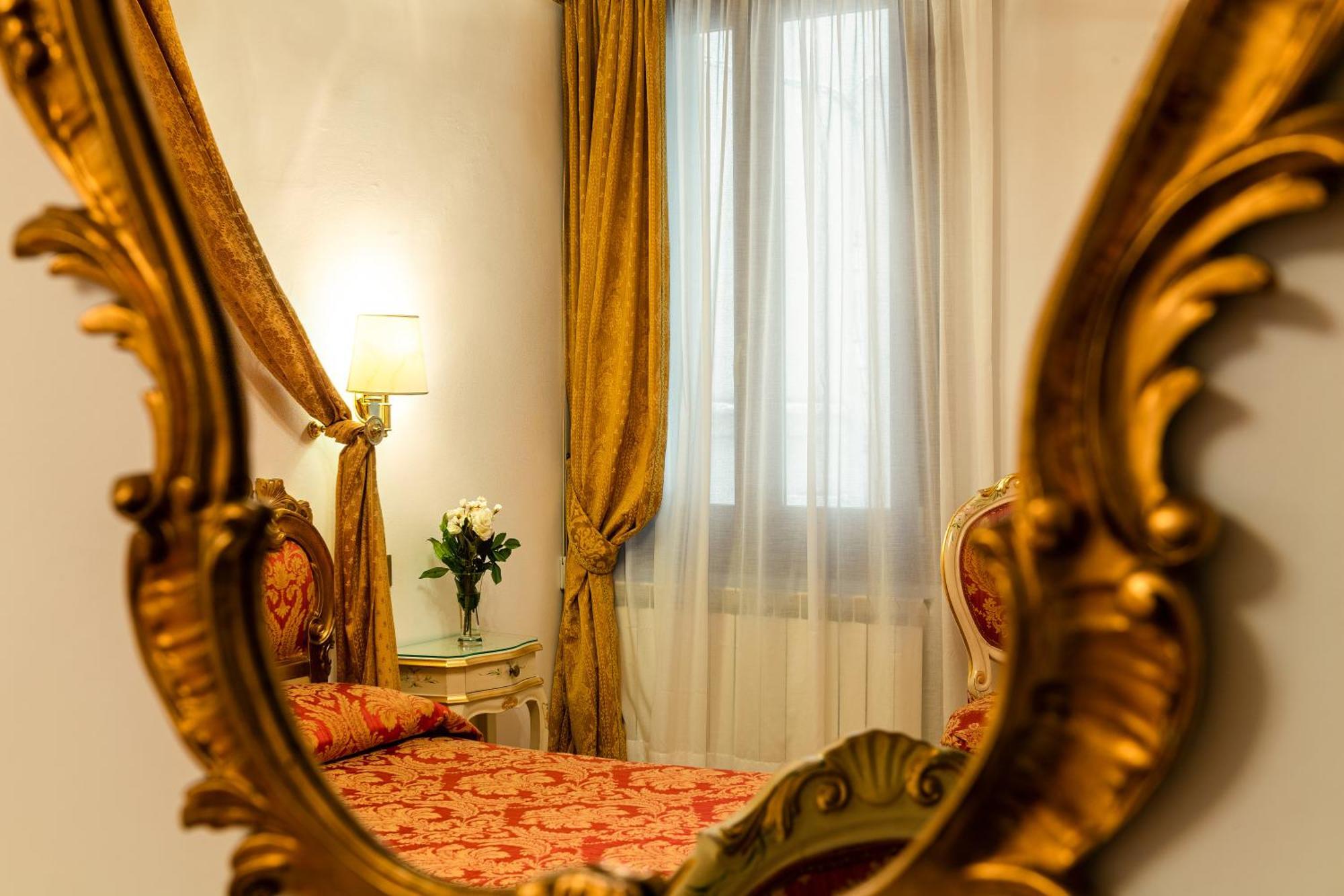 Classic Double Room,1557716506:JPEG