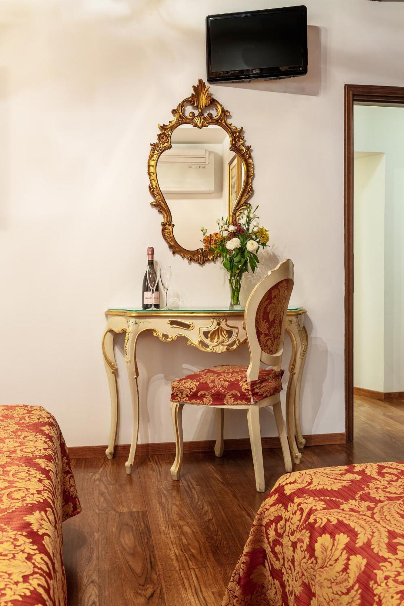 Classic Triple Room,1558567966:JPEG